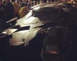Batman v Superman: Zack Snyder arriva al Comic-Con in Batmobile!