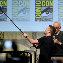 Stan Lee si prepara per il mega-selfie al Comic Con 2015!