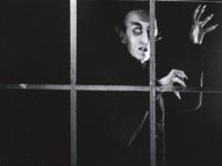 Rubata la testa dalla tomba di F.W Murnau, autore di Nosferatu