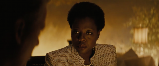 Suicide Squad: Amanda Waller nel primo trailer del film