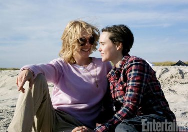 Freeheld: Julianne Moore ed Ellen Page nella prima foto ufficiale del film