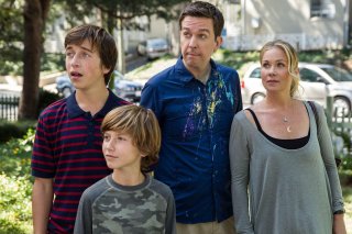 Come ti rovino le vacanze: Ed Helms e Christina Applegate in una scena