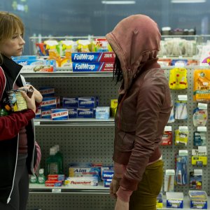 Kristy: Ashley Greene ed Haley Bennet in una foto di scena