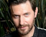 Richard Armitage e Carrie-Anne Moss in Brain on Fire