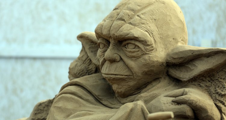 Sculture di sabbia: da Star Wars a Batman il mito è in spiaggia!