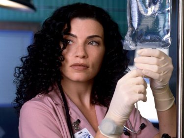 E.R. - Medici in prima linea: Julianna Margulies in una foto promozionale del serial