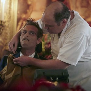 Hannibal: l'attore Joe Anderson interpreta Mason Verger nell'episodio Dolce