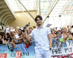 Darren Criss, da Glee al set italiano di Smitten!
