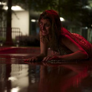 Joker - Wild Card: Dominik García-Lorido in una scena