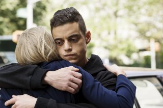 Mr. Robot: Portia Doubleday e Rami Malek in un'immagine di br4ve-trave1er.asf