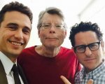 Stephen King, James Franco e J.J. Abrams sul set di 11/22/63