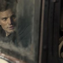 Anthropoid: Jamie Dornan e Cillian Murphy in un furgome militare