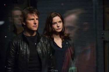 Mission: Impossible - Rogue Nation: Tom Cruise insieme a Rebecca Ferguson in una scena del film action