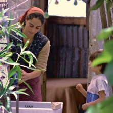 Asino vola: Silvia Gallerano e Francesco Tramontana in una scena