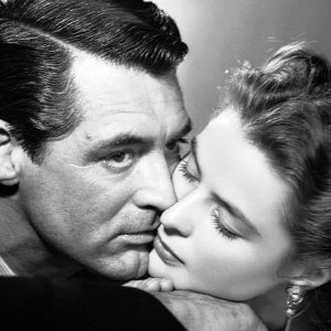 Cary Grant e Ingrid Bergman in Notorious