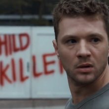 Secrets & Lies: Ryan Phillippe in una scena della serie