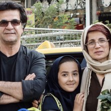 Taxi Teheran: Jafar Panahi e altri due protagonisti del film in un'immagine promozionale