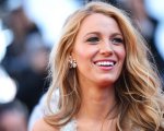 Blake Lively tra gli squali per In The Deep