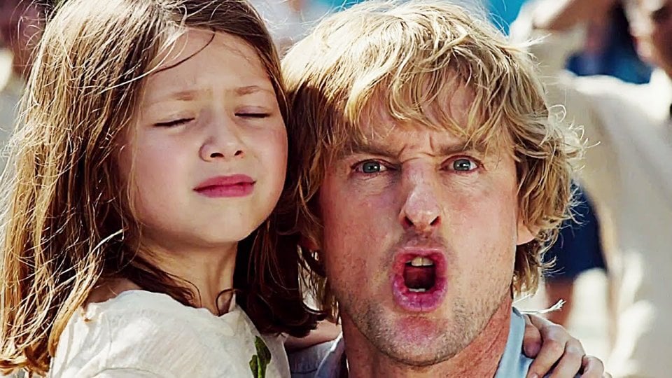 No Escape - Colpo di stato: Owen Wilson e Claire Geare in un'immagine del film