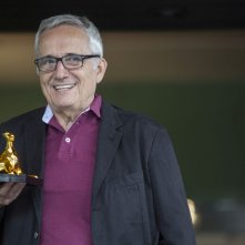 Marco Bellocchio stringe il Pardo d'oro alla carriera tributatogli dal festival di Locarno