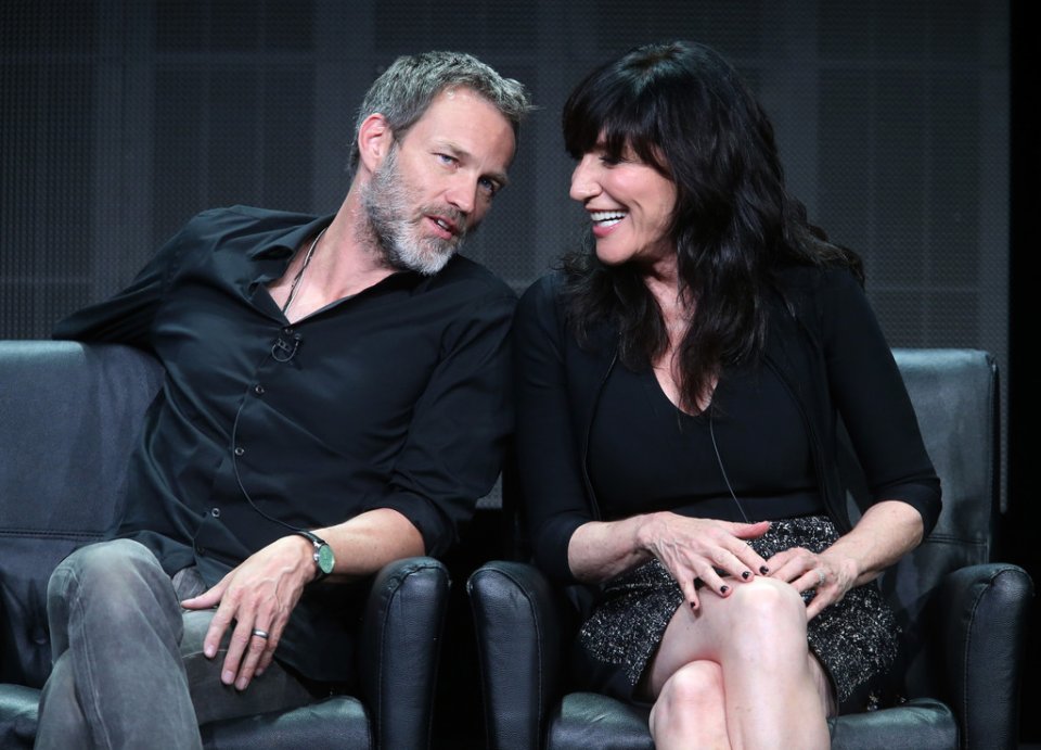 Stephen Moyer con Katey Sagal durante la presentazione di The Bastard Executioneer