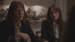 Trailer Season 2 - Doll & Em