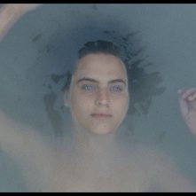 Arianna: una suggestiva immagine del film che ritrae la protagonista Ondina Quadri