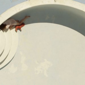 Ma: un'immagine dall'alto del film