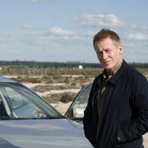 Looking for Grace: Richard Roxburgh in un momento del film