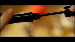 Clip esclusiva - Love is in the Air - Turbolenze d'amore