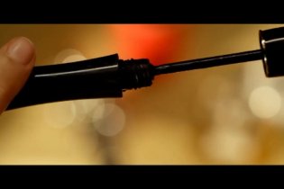 Clip esclusiva - Love is in the Air - Turbolenze d'amore