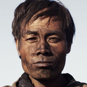 Behemoth: un intenso primo piano tratto dal documentario di Zhao Liang