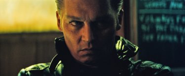 Black Mass - L'ultimo gangster: un inquietante espressione di Johnny Depp