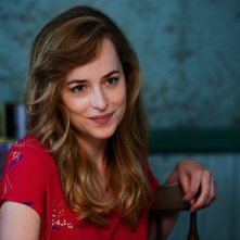 Black Mass - L'ultimo gangster: un'inquadratura che ritrae Dakota Johnson