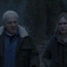 Go with Me: una scena del film con protagonisti Julia Stiles e Anthony Hopkins