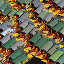 Human: una bella immagine dall'alto tratta dal documentario