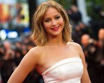 Jennifer Lawrence sta scrivendo una commedia con Amy Schumer
