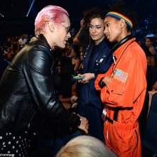 Jared Leto parla con Willow Smith ai Video Musica Awards 2015