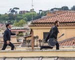 Esclusivo: il poster di Loro Chi? con Edoardo Leo e Marco Giallini