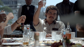 Narcos: Wagner Moura in una scena