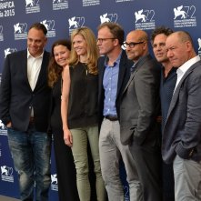 Spotlight: foto di gruppo con Mark Ruffalo, Stanley Tucci e il regista Thomas McCarthy al photocall di Venezia 2015