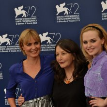 Venezia 2015: Radha Michell, Sue Brooks e Odessa Young posano al photocall di Looking For Grace