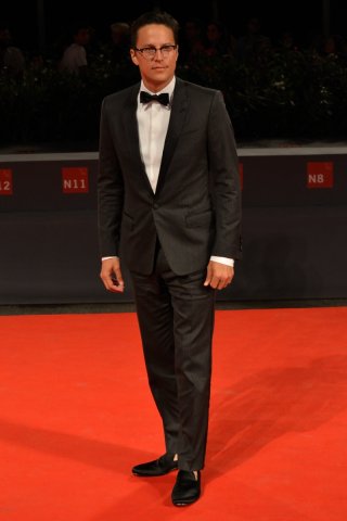 Venezia 2015: Cary Fukunaga sul tappeto rosso per Beasts of No Nation