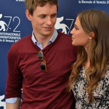 Venezia 2015: Alicia Vikander e Eddie Redmayne al photocall di The Danish Girl 