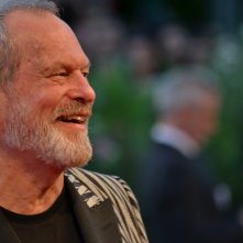 Venezia 2015: Terry Gilliam sorridente sul red carpet di A Bigger Splash