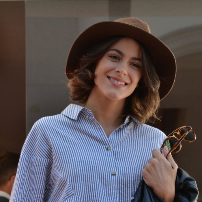 Venezia 2015: martina Stoessel al lido per accompagnare il fidanzato Peter Lanzani