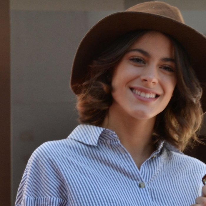 Venezia 2015:Martina Stoessel al lido per accompagnare Peter Lanzani