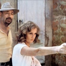 Colpo di spugna (Philippe Noiret e Isabelle Huppert)