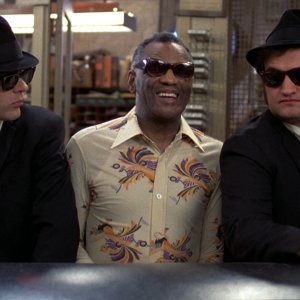 Dan Aykroyd, John Belushi e Ray Charles in The Blues Brothers
