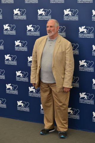 Venezia 2015: Brian De Palma al photocall per Jaeger-LeCoultre Glory to the Filmmaker 2015 Award